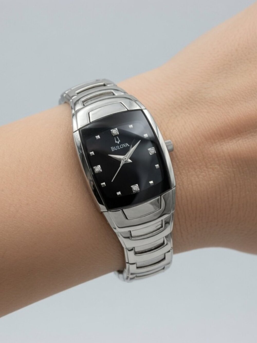 Bulova Ladies Classic Tonneau Style Quartz Watch Diamond Indices Black Dial 21mm - Picture 14 of 14